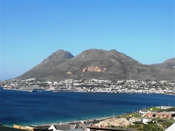 Vacant Land / Plot For Sale in Glen Marine, Simons Town